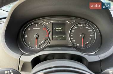 Хэтчбек Audi A3 2014 в 