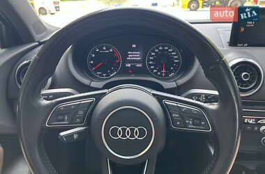 Седан Audi A3 2016 в 