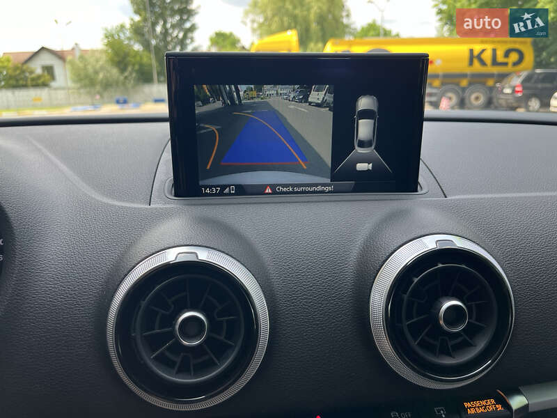 Седан Audi A3 2016 в Киеве