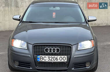 Хэтчбек Audi A3 2005 в 