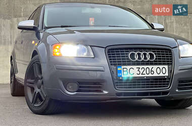 Хэтчбек Audi A3 2005 в 