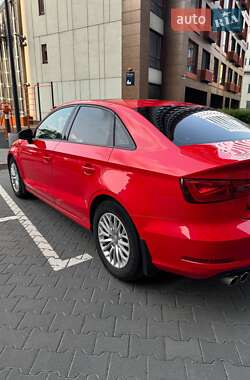 Седан Audi A3 2016 в 