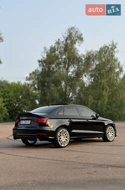 Седан Audi A3 2016 в 
