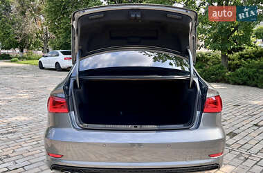 Седан Audi A3 2015 в 