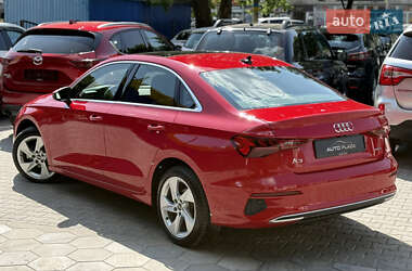 Седан Audi A3 2022 в 