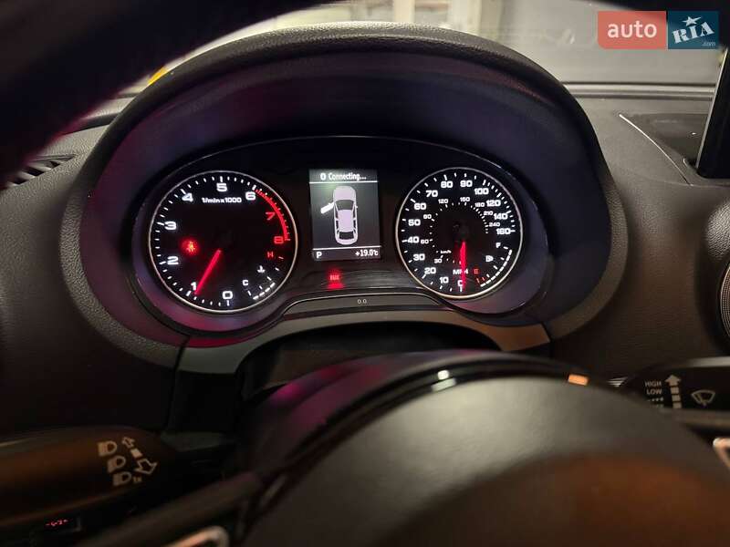 Седан Audi A3 2015 в Виннице