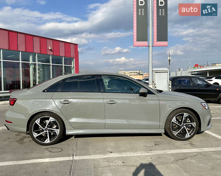 Седан Audi A3 2020 в Киеве