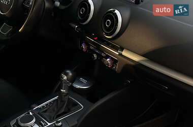 Седан Audi A3 2015 в 