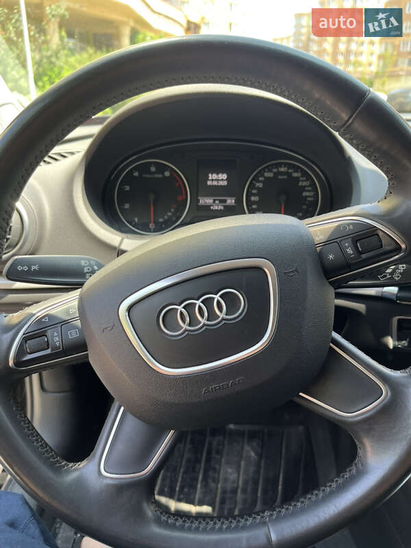Хэтчбек Audi A3 2014 в Киеве