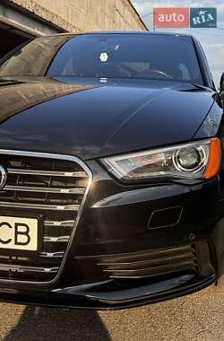 Седан Audi A3 2016 в 