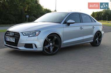 Седан Audi A3 2016 в 