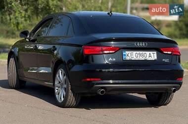 Седан Audi A3 2014 в 
