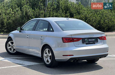 Седан Audi A3 2016 в 