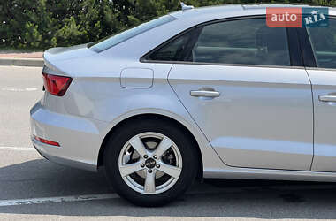 Седан Audi A3 2016 в 