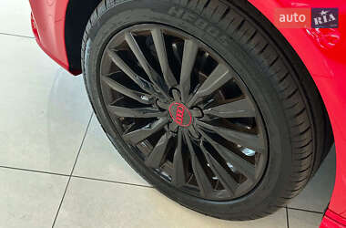 Хэтчбек Audi A3 2017 в 