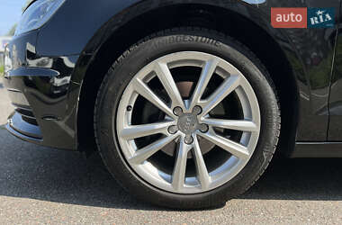 Седан Audi A3 2015 в 