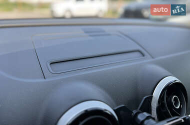 Седан Audi A3 2015 в 