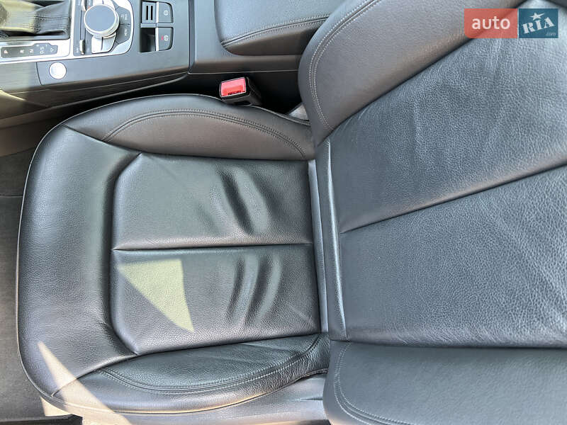 Седан Audi A3 2015 в Киеве