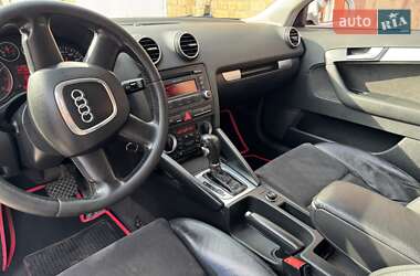 Хэтчбек Audi A3 2007 в 