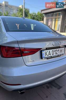 Седан Audi A3 2015 в 