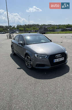 Седан Audi A3 2019 в 