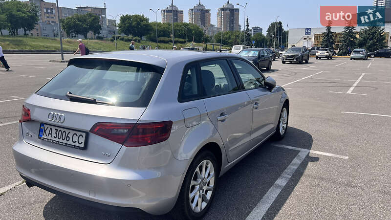 Хэтчбек Audi A3 2015 в Киеве фото 3 Хэтчбек Audi A3 2015 в Киеве