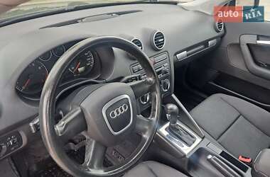 Хэтчбек Audi A3 2005 в 