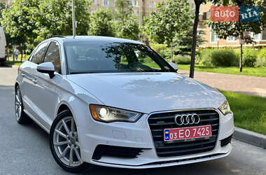 Седан Audi A3 2015 в 