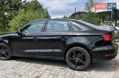 Седан Audi A3 2015 в 