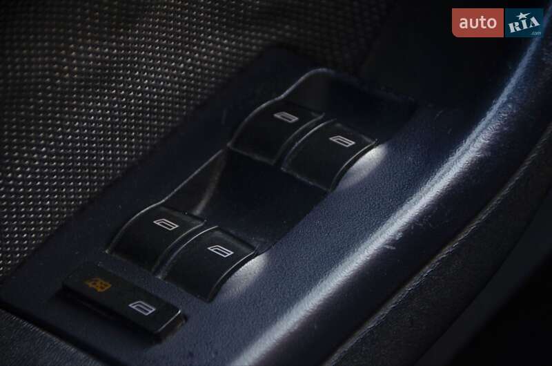 Хэтчбек Audi A3 2000 в Кременце