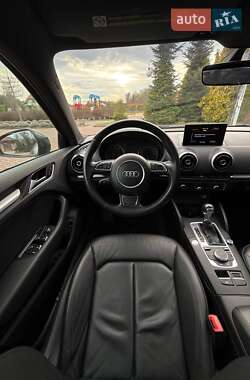 Седан Audi A3 2016 в 