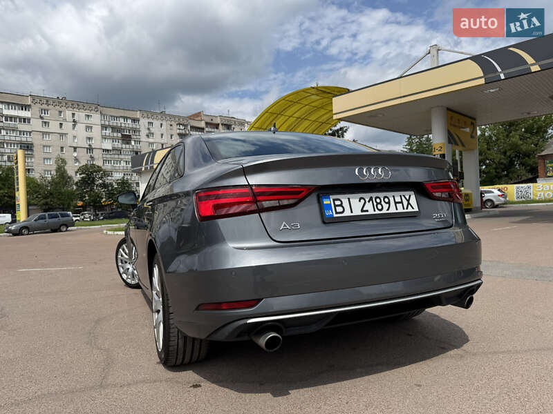 Седан Audi A3 2017 в Житомире
