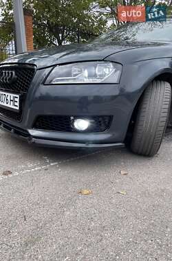 Хэтчбек Audi A3 2011 в 