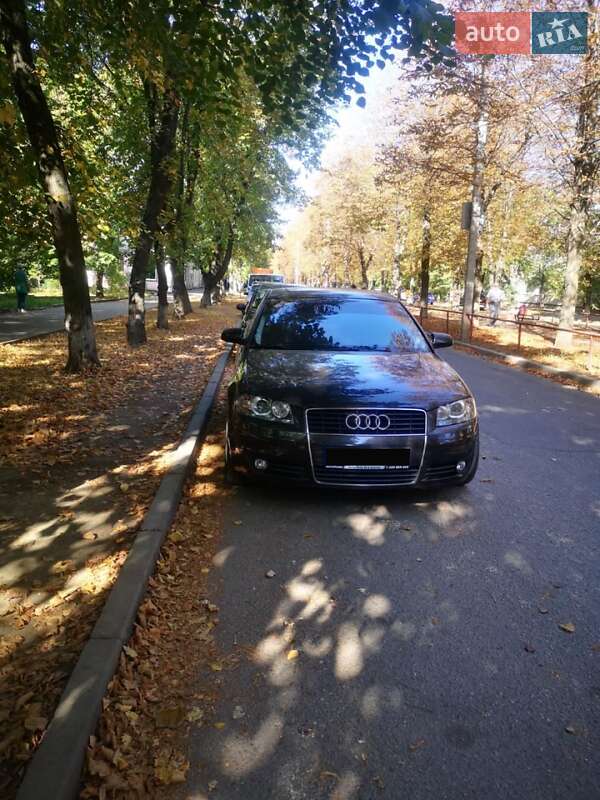 Хетчбек Audi A3 2004 в Кропивницькому
