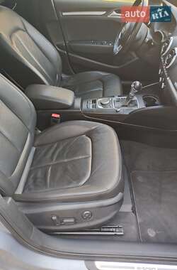 Хэтчбек Audi A3 2015 в 