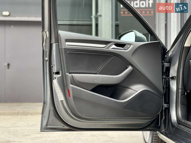 Седан Audi A3 2016 в Киеве фото 26 Седан Audi A3 2016 в Киеве