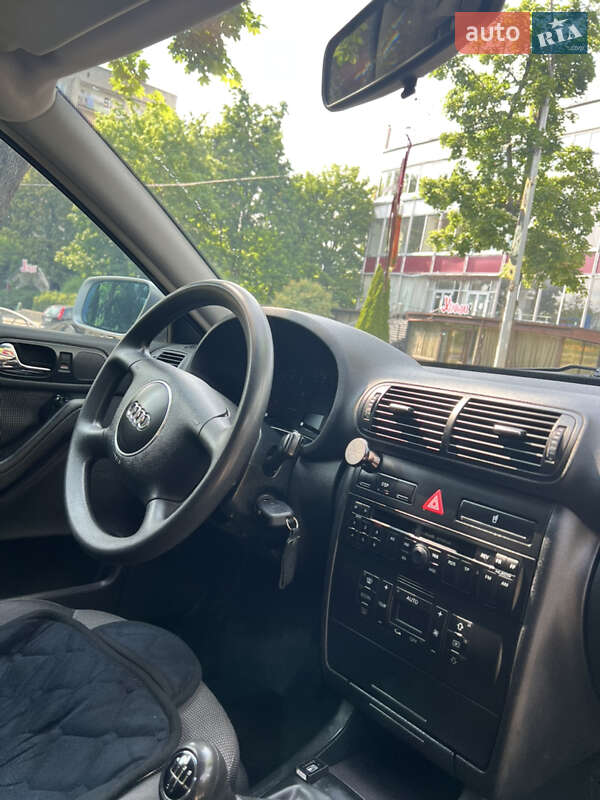 Хэтчбек Audi A3 2000 в Харькове