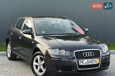 Хэтчбек Audi A3 2007 в 