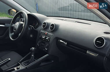 Хэтчбек Audi A3 2007 в 