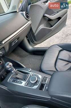 Седан Audi A3 2015 в 