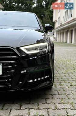 Седан Audi A3 2016 в 