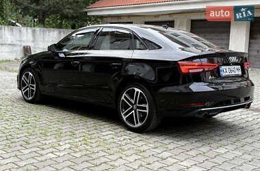 Седан Audi A3 2016 в 