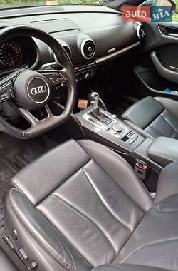 Седан Audi A3 2017 в 