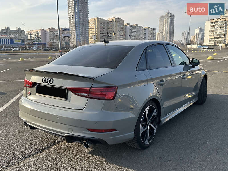 Седан Audi A3 2020 в Киеве