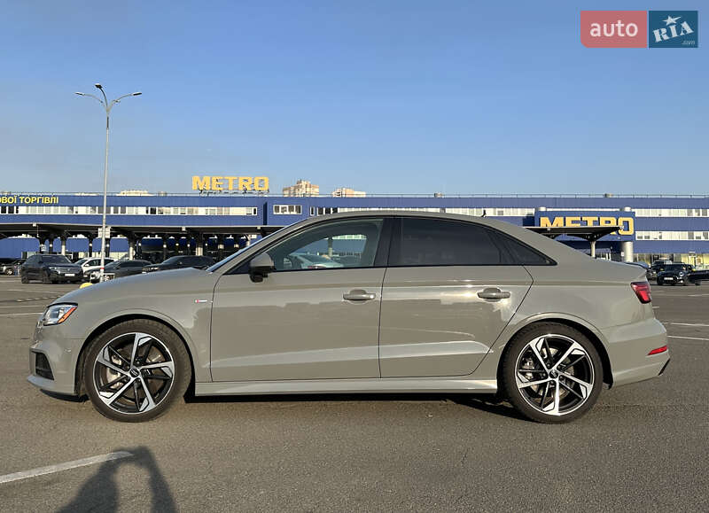 Седан Audi A3 2020 в Киеве