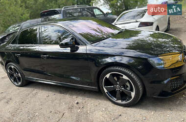 Седан Audi A3 2015 в 