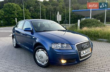 Хэтчбек Audi A3 2007 в 