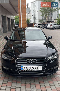 Седан Audi A3 2016 в 