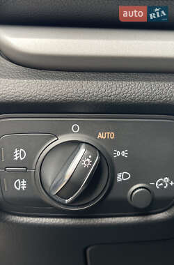 Седан Audi A3 2016 в 