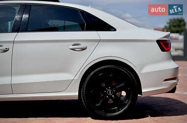 Седан Audi A3 2015 в 
